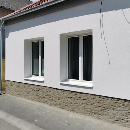 Tifani Apartman Keszthely Kültér fotó